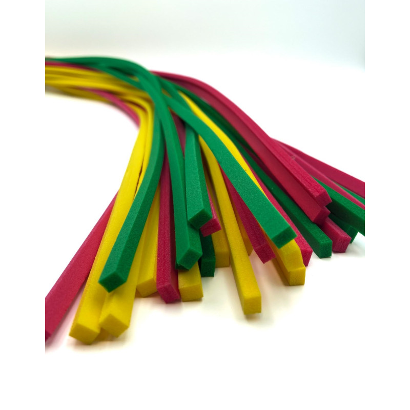 Foam stroken  rood - geel - groen 30 stuks 1 cm
